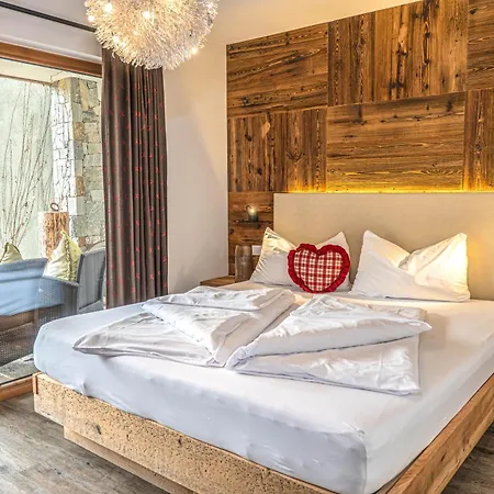 Alpine Mountain Hotel apartamentowy 4*